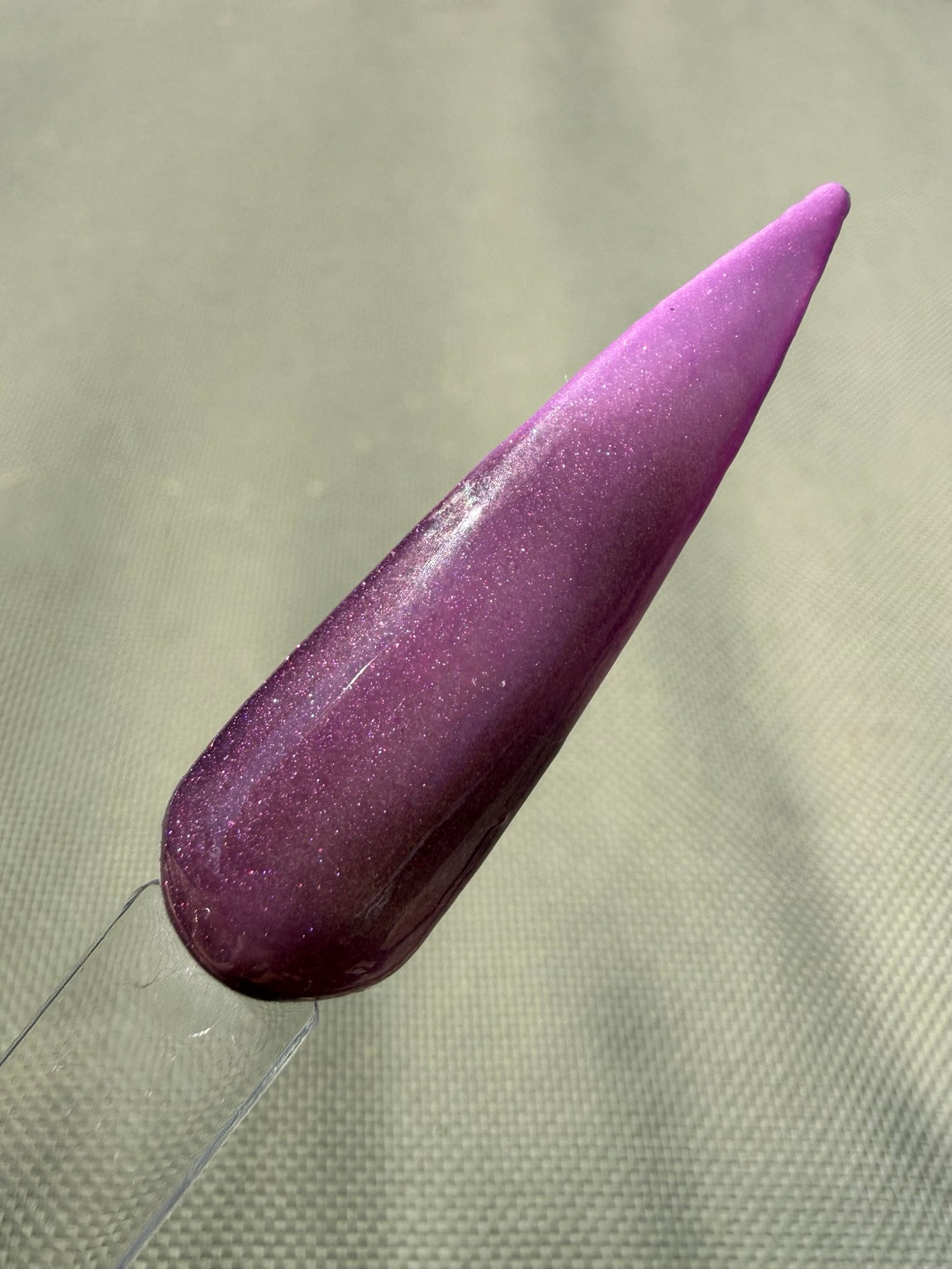 Worth the Therapy warm lilac pink thermal dip powder with fine shimmer